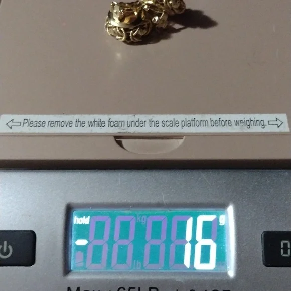 VINTAGE JAPAN MARKED FILIGREE GOLD-TONE BLACK BEADED BUTTON CLIP-ON 1" EARRINGS - Picture 9 of 10